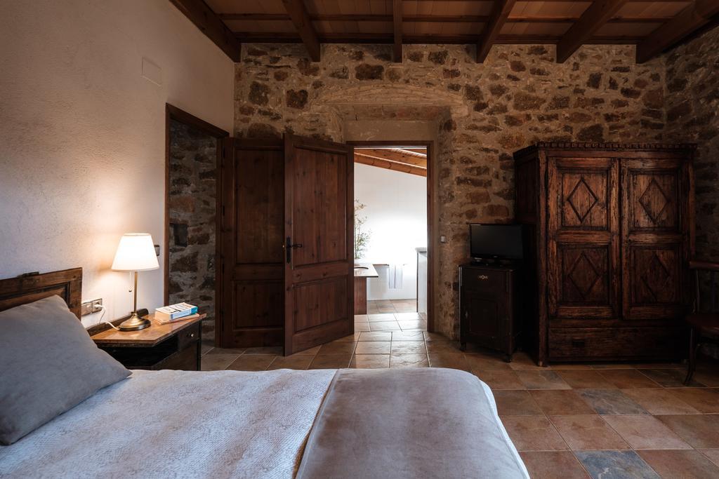 Can Barnosell - Els Masos D'En Coll Llaviá Oda fotoğraf