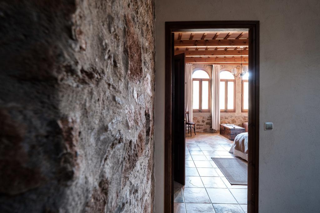 Can Barnosell - Els Masos D'En Coll Llaviá Oda fotoğraf